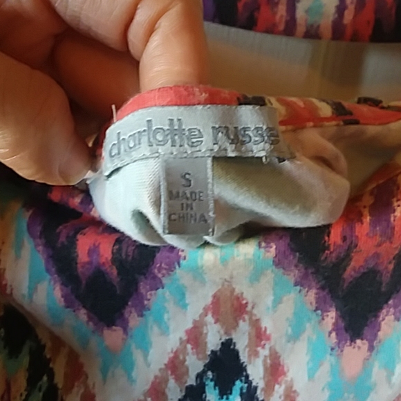 Patterned Body-Con Dress - Picture 4 of 4